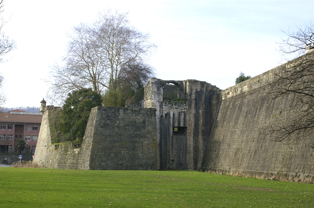 ramparts1.jpg