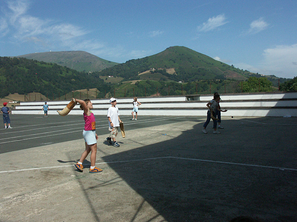 enfantsaufronton.jpg