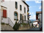 sarecentre3.jpg